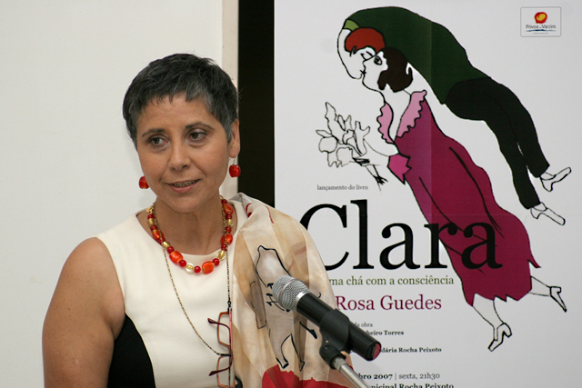 Clara toma chá com a consciência – apresentação na Biblioteca Municipal