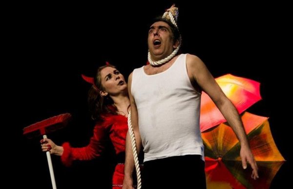 Varazim Teatro volta a apresentar “Auto da Barca do Inferno”