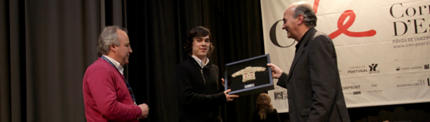 Prémio Literário Correntes d’Escritas/ Papelaria Locus – concurso aberto até 30 de Novembro