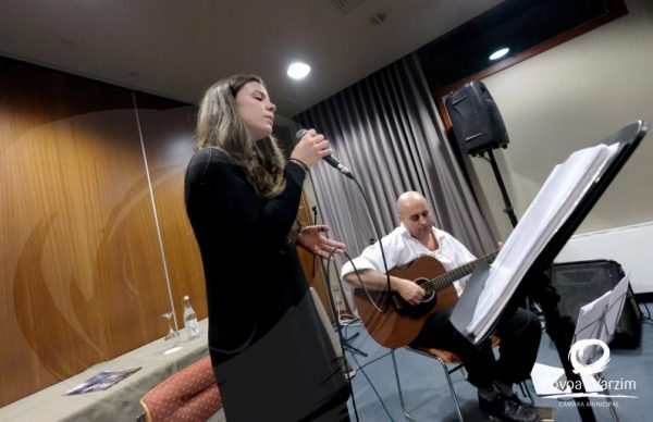 Recital de Poesia e Música "Cartas a Sandra"