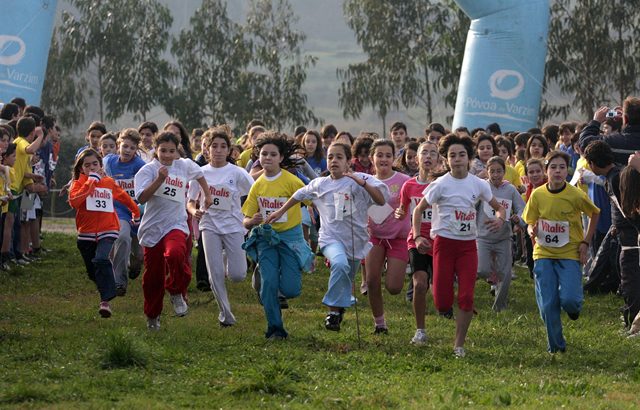 Áreas de atividade - Desporto - Histórico - 2008/2009 - Atletismo - Prova de Corta-Mato - Projecto Escola da Minha Vida 2008/2009