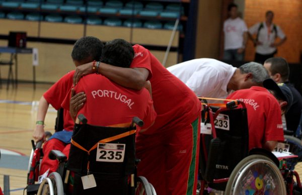 Competições por equipas e pares