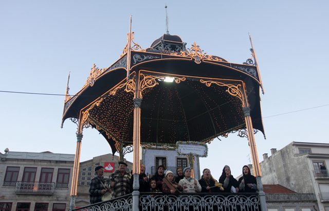 "Vamos Cantar as Janeiras" 16