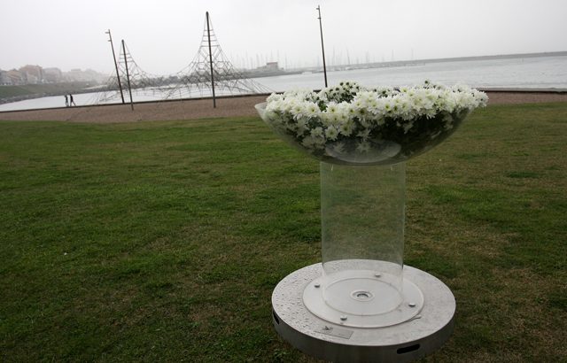 Lançamento das flores brancas ao mar 17