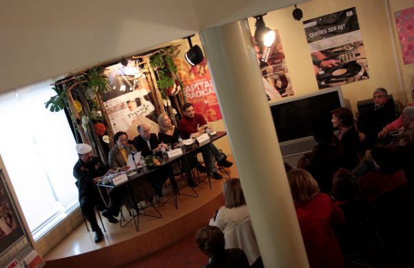 Lançamento de Livros, na Casa da Juventude