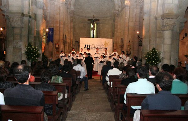 Coro Escolanía San Salvador