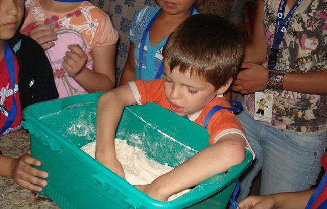 Áreas de atividade - Coesão Social - Plano Municipal de Prevenção Primária das Toxicodependências - Actividades - Colónias de Férias - Colónias de Férias 2007 - Galeria Imagens_Colónia de Ferias Verão 2007