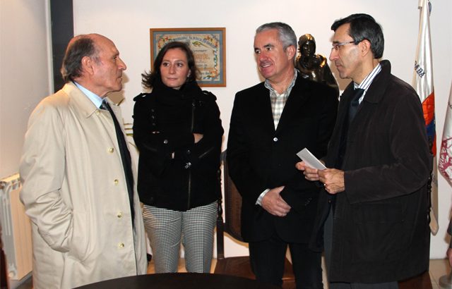 Entrega de Donativos pela Fundação Monte 2