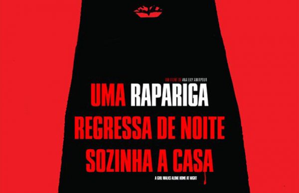 Uma Rapariga Regressa de Noite Sozinha a Casa