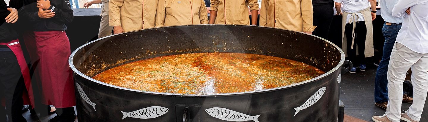 "O Maior Arroz de Sardinhas do Mundo"