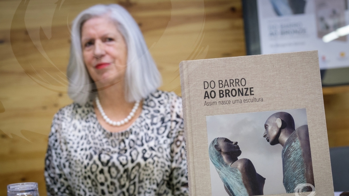 Apresentação do livro “Do barro ao bronze assim nasce uma escultura” 5