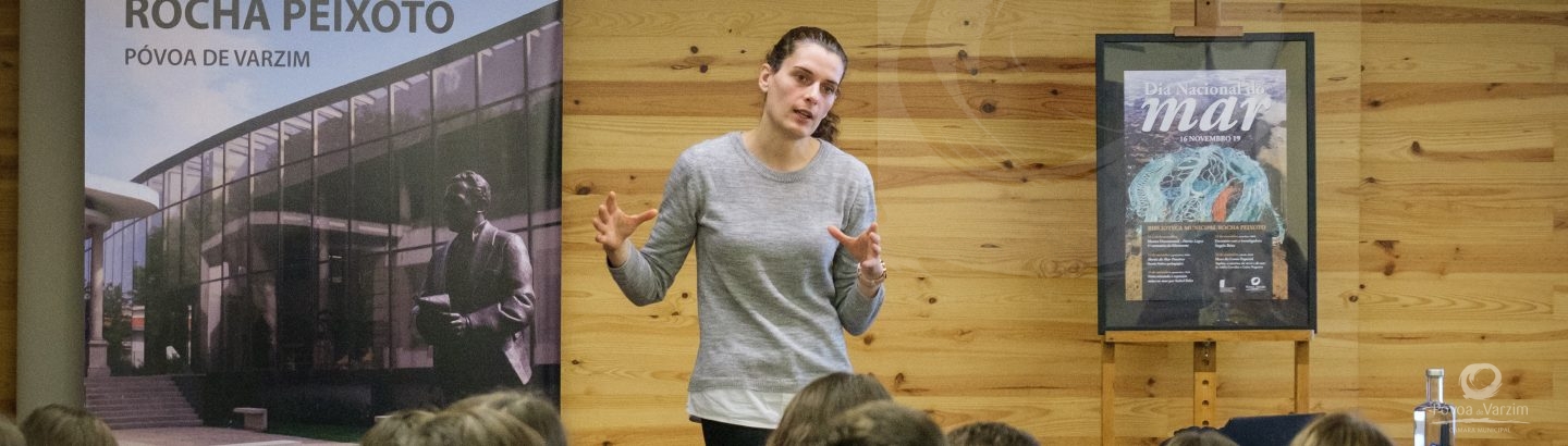 “Cianobactérias e o Mar” foram tema de conversa na Biblioteca Municipal