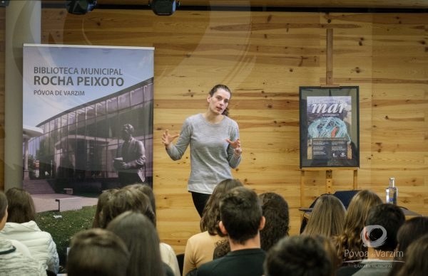 “Cianobactérias e o Mar” foram tema de conversa na Biblioteca Municipal