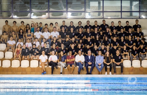 Presidente reúne-se com equipas de Pólo Aquático e Natação Pura do CNP