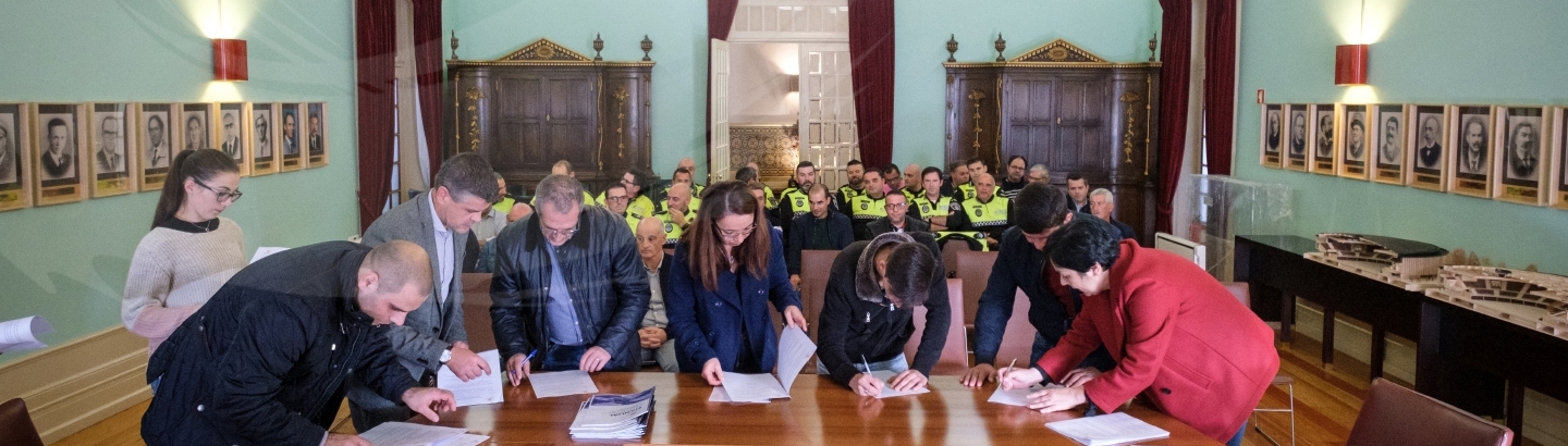 Novos funcionários municipais recebidos pelo Presidente da Câmara