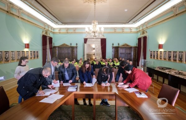 Novos funcionários municipais recebidos pelo Presidente da Câmara