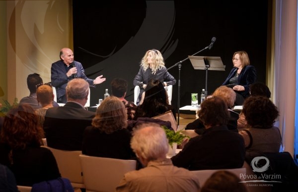 <em>O peso dos passos</em>, de Benedita Stingl, lançado no Garrett