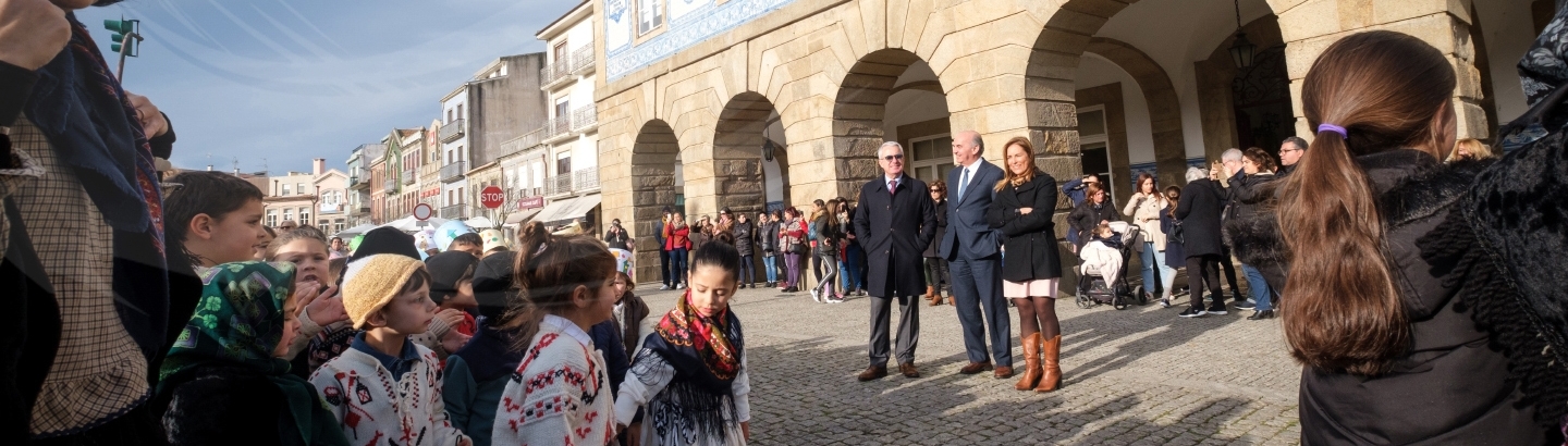 Escola do Século cantou as Janeiras