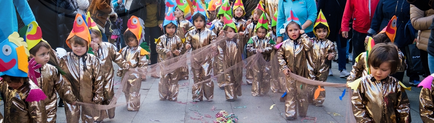 Desfile de Carnaval Infantil anima artérias da cidade