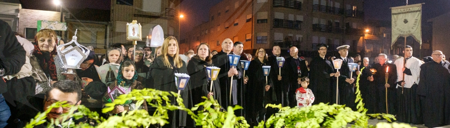 Cortejo dos Fachos evocou tragédia de 27 de fevereiro de 1892