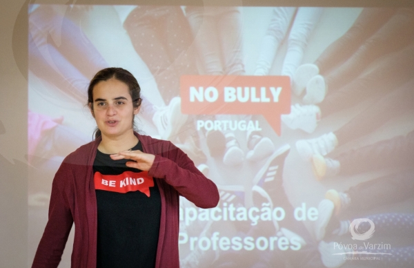 Professores aprendem a prevenir o bullying