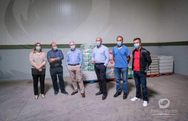 Cooperativa Agrícola doa alimentos a famílias carenciadas do concelho