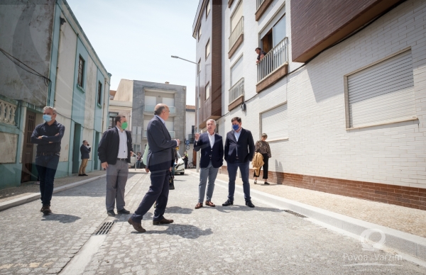 Visita à Rua Patrão Sérgio após requalificação