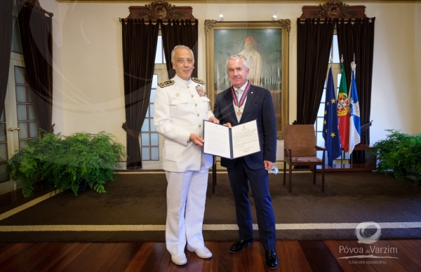 Presidente da Câmara dedica aos poveiros distinção recebida do Chefe do Estado-Maior General das Forças Armadas