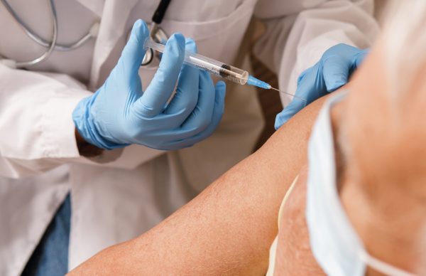 Está em curso a segunda fase da vacinação contra a COVID-19