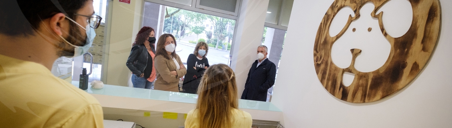 Presidente visita novo Consultório Veterinário A Cerca