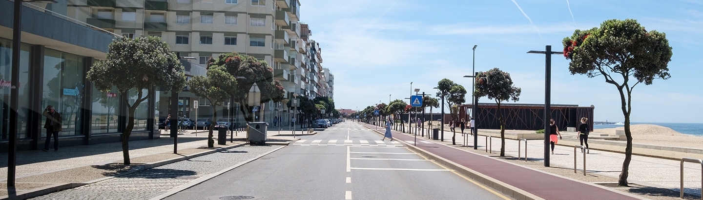 Marginal aberta ao trânsito ao fim-de-semana