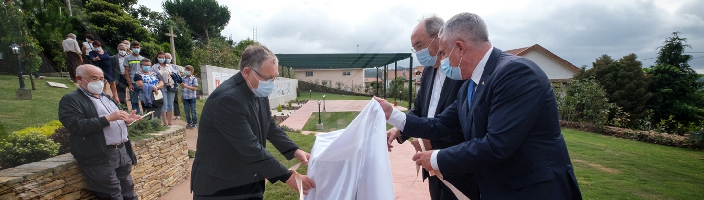 Arcebispo de Braga benze primeira pedra do Centro Pastoral Paroquial em Balasar
