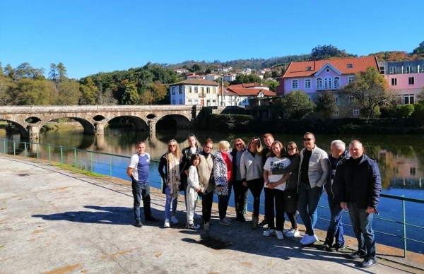 Câmara Municipal promove integração de comunidade migrante