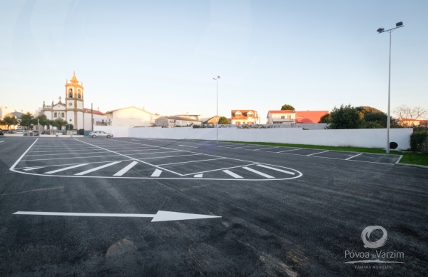 Já está pronto Parque de Estacionamento junto à Igreja de Aver-o-Mar