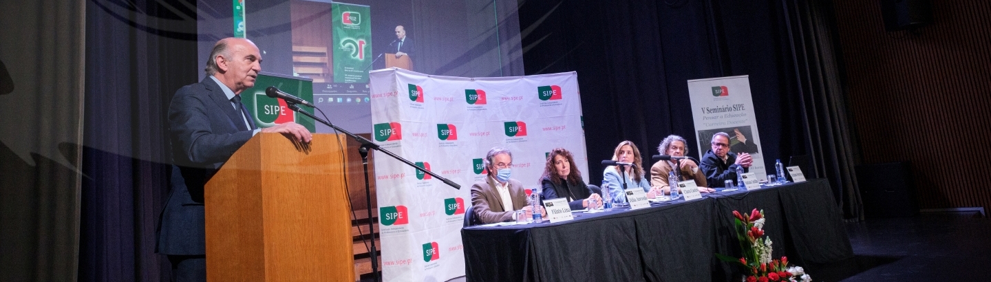 “Pensar a Educação” em debate na Póvoa de Varzim