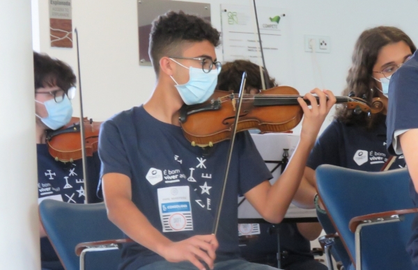 Escola de Música promove II Estágio de Orquestras de Cordas
