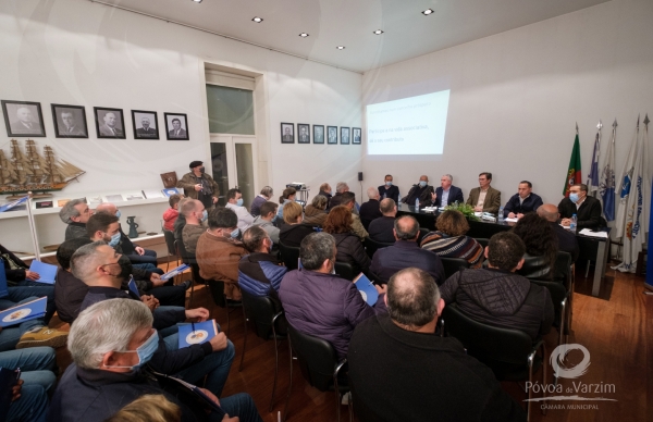 Presidente da Câmara reúne com empresários em Aguçadoura