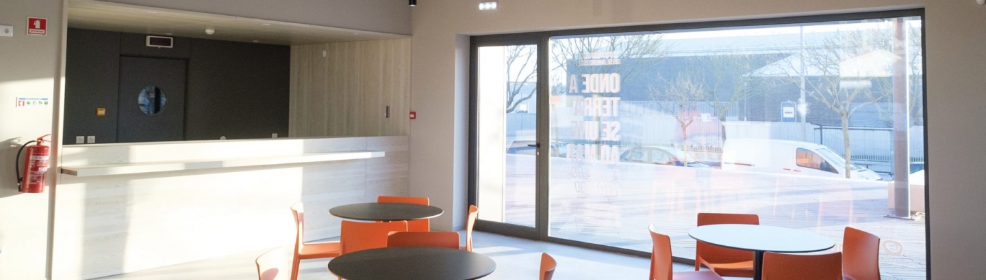 Candidaturas abertas para Cafetaria