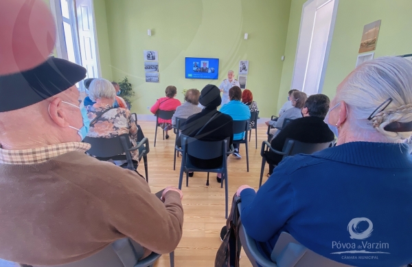 Comandante da Capitania partilhou experiência com utentes do Centro Ocupacional da Lapa