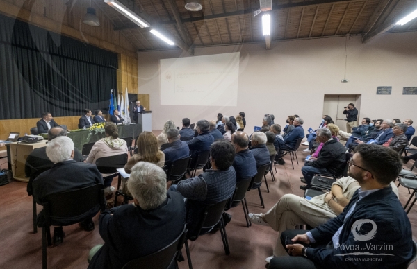 Presidente da Câmara Municipal à conversa com empresários na Estela