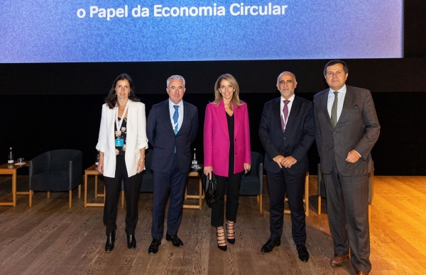 Presidente da Câmara destaca importância ambiental da reutilização dos resíduos