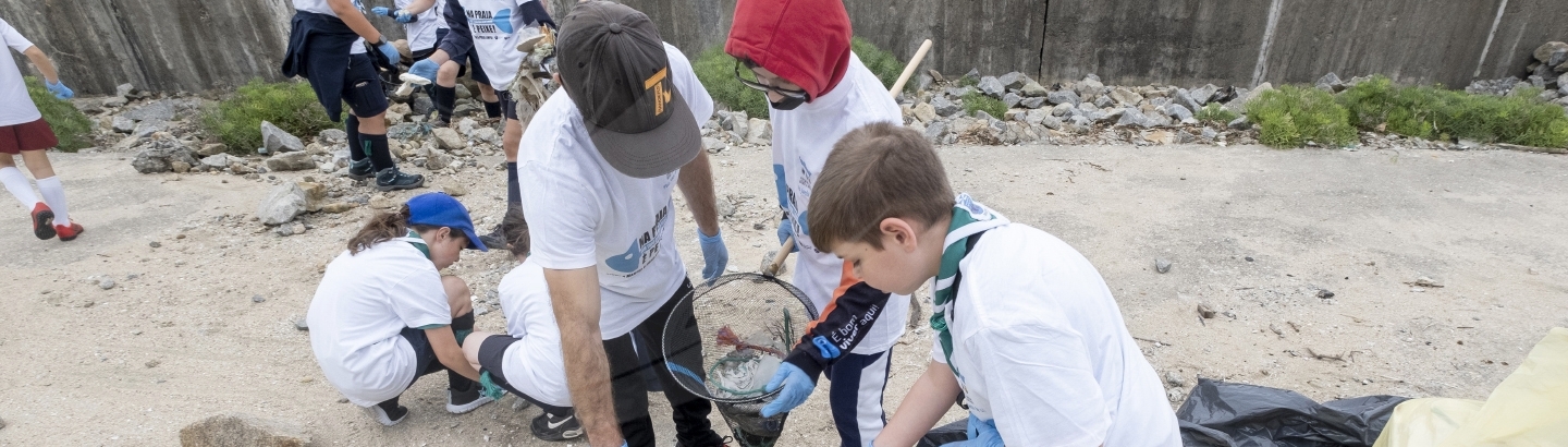 Voluntários poveiros recolhem mais de meia tonelada de resíduos das nossas praias