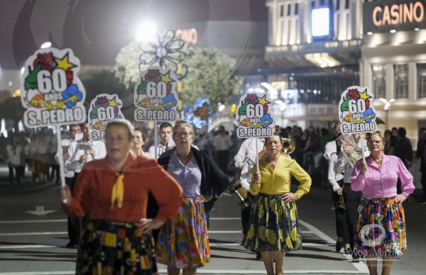 Cortejo Luminoso das Rusgas relembra rusgas de antigamente