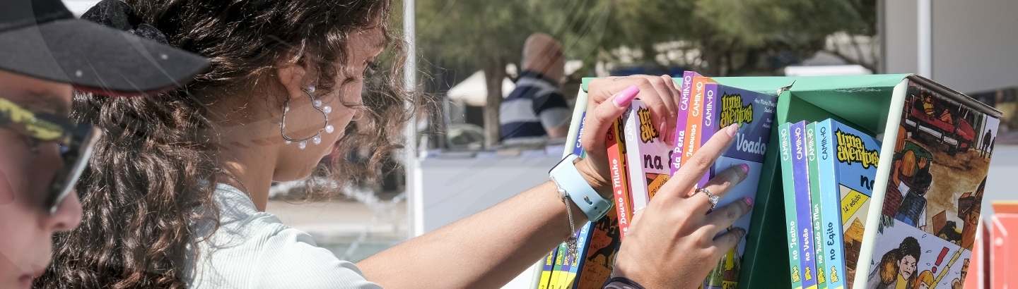 Já visitou a Feira do Livro? Ainda vai a tempo!