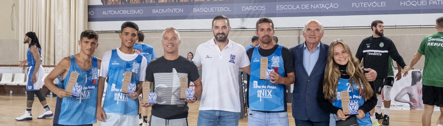 Homenagem a jovens poveiros campeões nacionais de futevólei