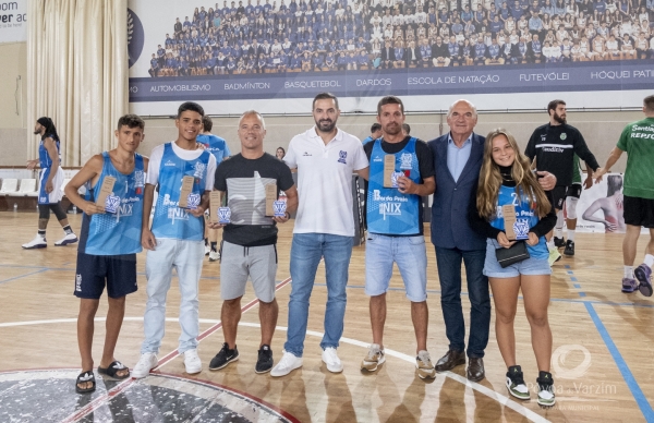 Homenagem a jovens poveiros campeões nacionais de futevólei