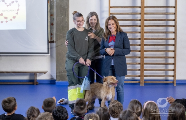 Jovens alunos poveiros celebram Dia Mundial do Animal