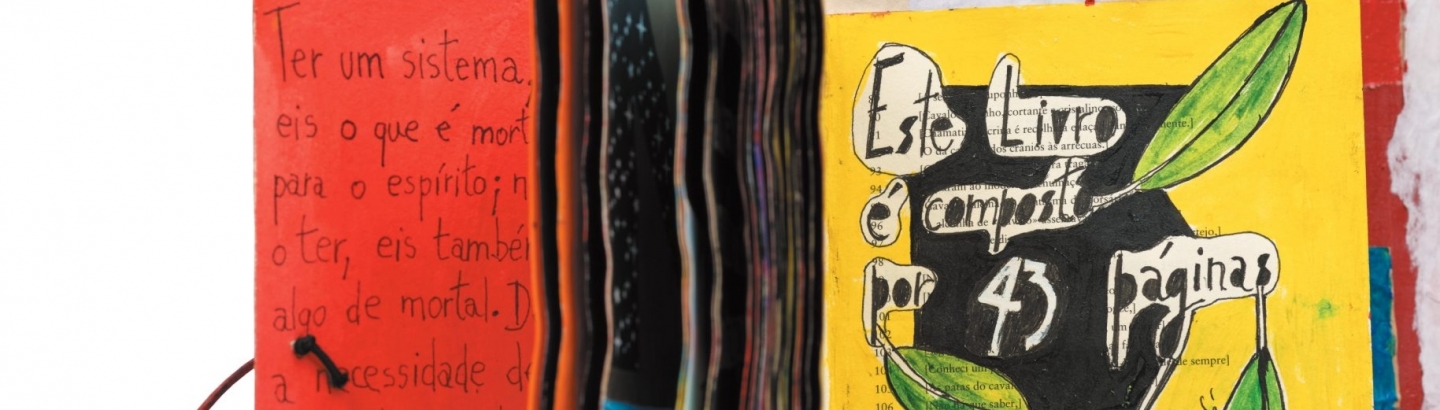 "Registo Íntimo: Exposição de Livros de Artista"