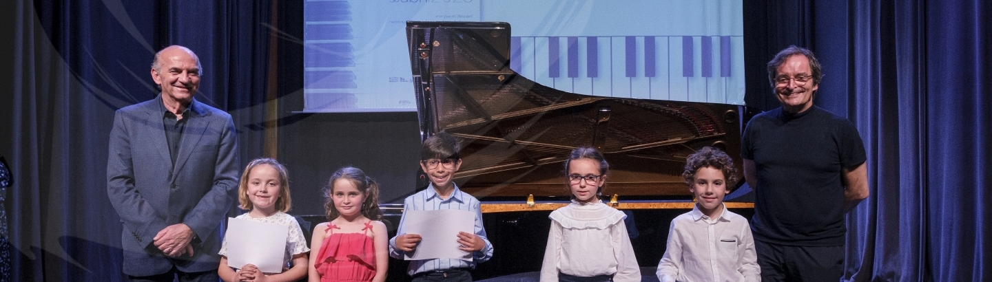 Alunos poveiros distinguidos em Concurso de Piano