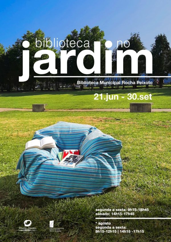 Biblioteca no Jardim